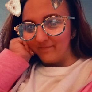 Meet your Posher, Tabitha lynn